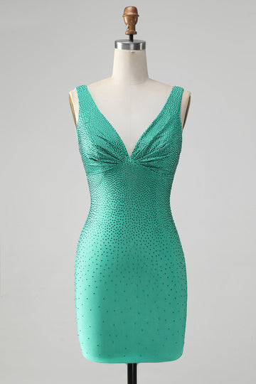 Vestido de cóctel corto sin espalda con cuello en V ajustado verde con cuentas